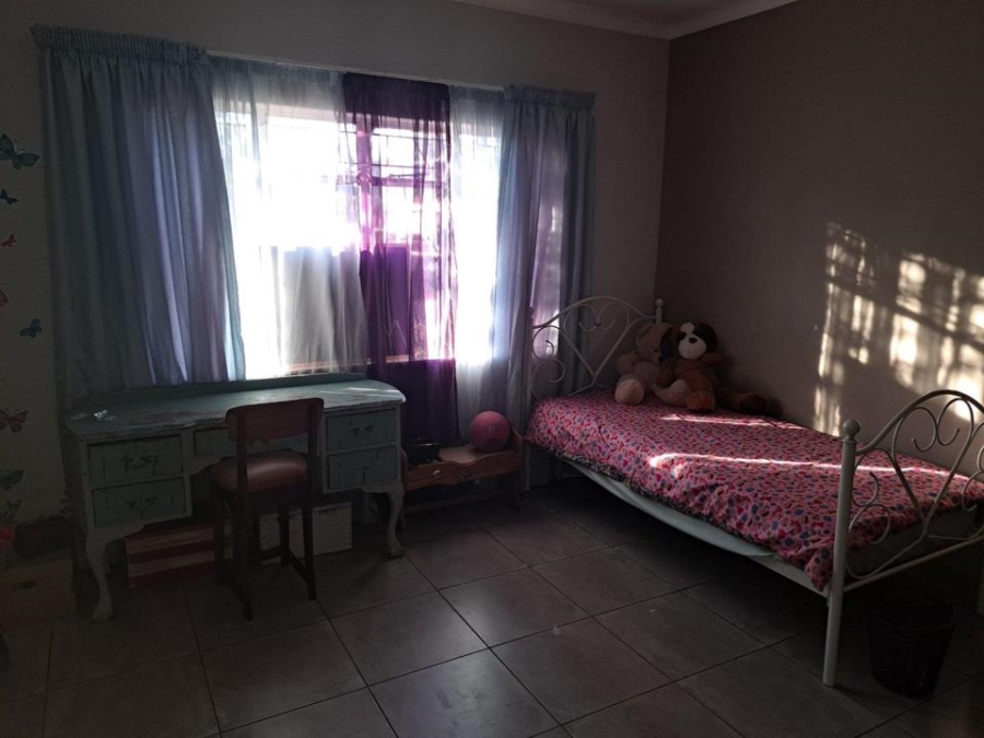 4 Bedroom Property for Sale in Flora Park Northern Cape